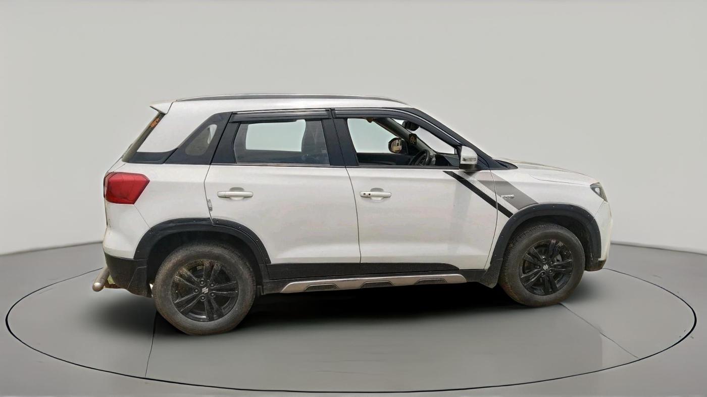 2018 Maruti Vitara Brezza ZDI PLUS, Diesel, Manual, 2,14,141 km, exterior