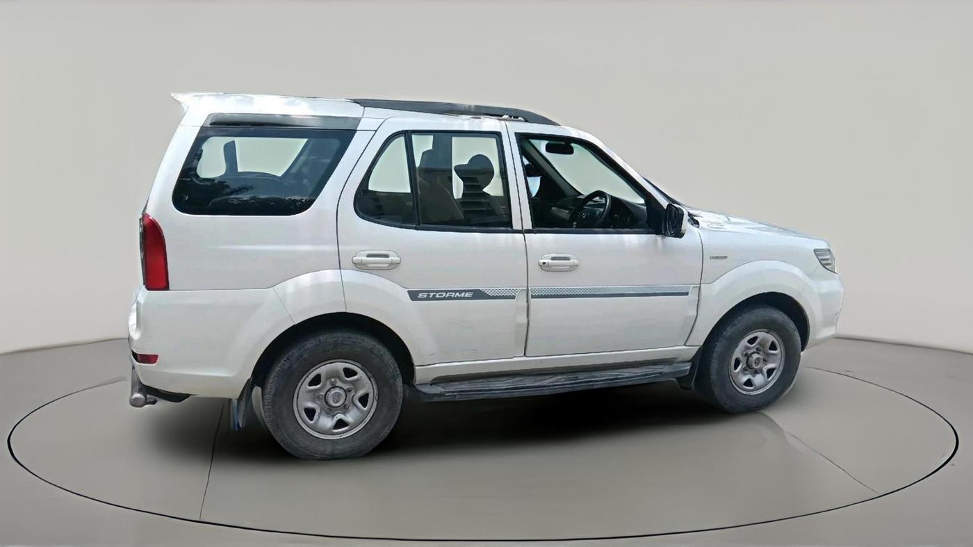 2016 Tata Safari Storme 2.2 EX 4X2, Diesel, Manual, 1,26,135 km, exterior