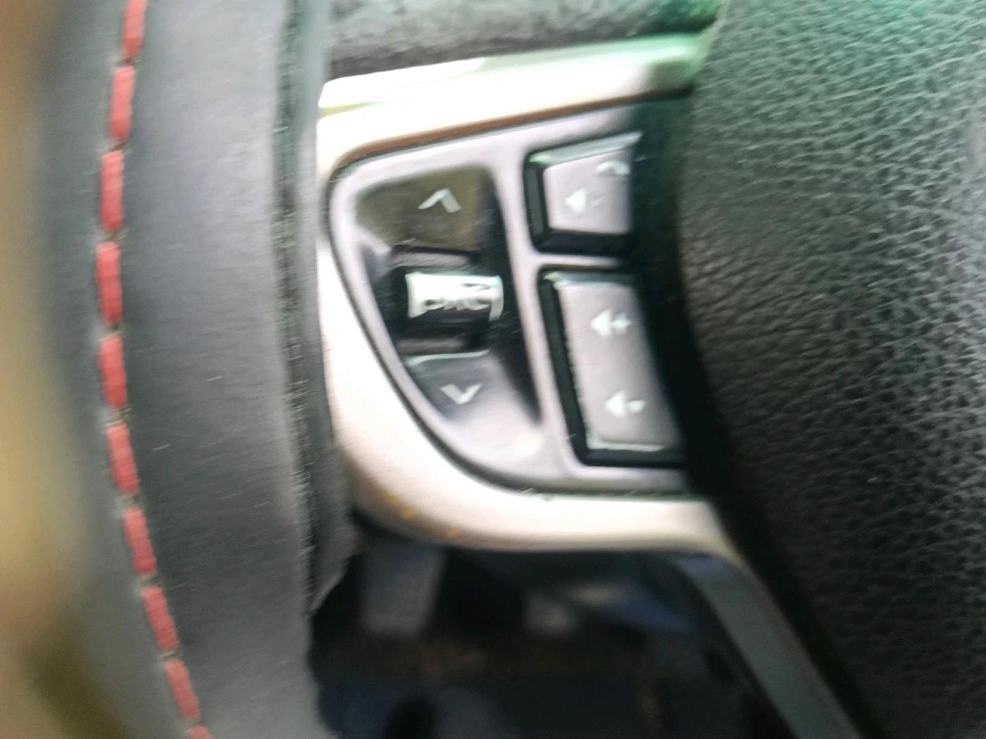 2016 Tata Safari Storme 2.2 EX 4X2, Diesel, Manual, 1,26,135 km, interior
