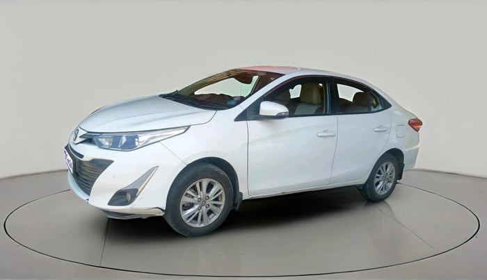 2018 Toyota YARIS V MT, Petrol, Manual, 1,14,084 km, exterior