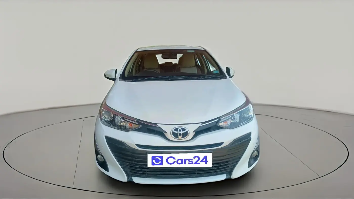 2018 Toyota YARIS V MT, Petrol, Manual, 1,15,275 km, exterior