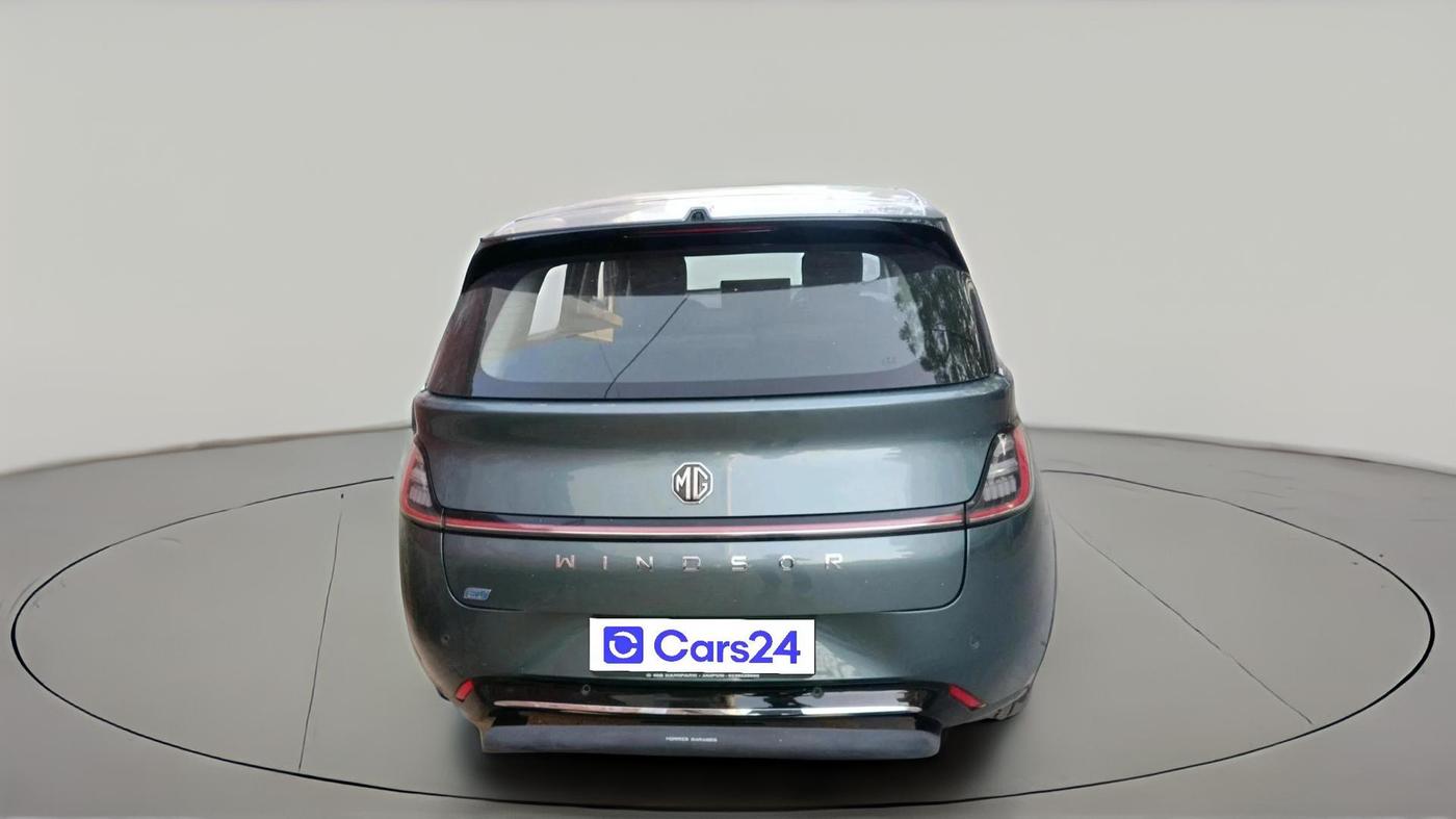 2025 MG Windsor EV Essence, Electric, Automatic, 25,605 km, exterior