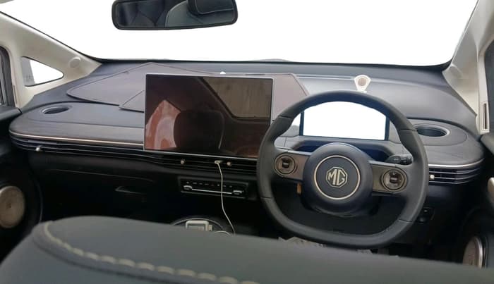 2025 MG Windsor EV Essence, Electric, Automatic, 25,605 km, interior
