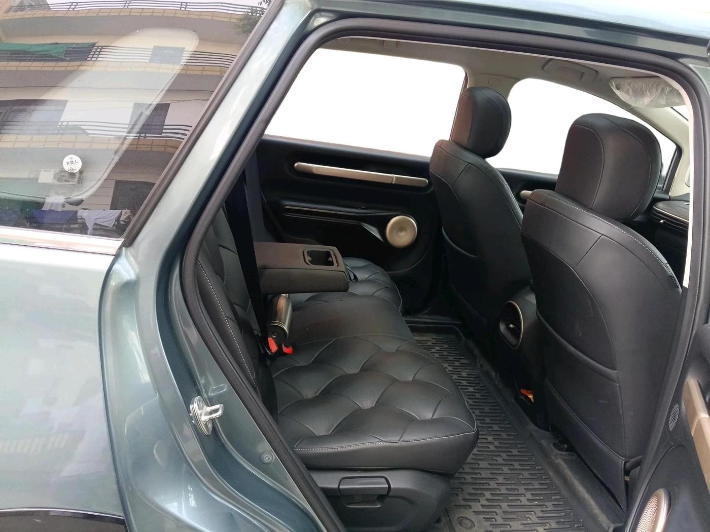 2025 MG Windsor EV Essence, Electric, Automatic, 25,605 km, interior