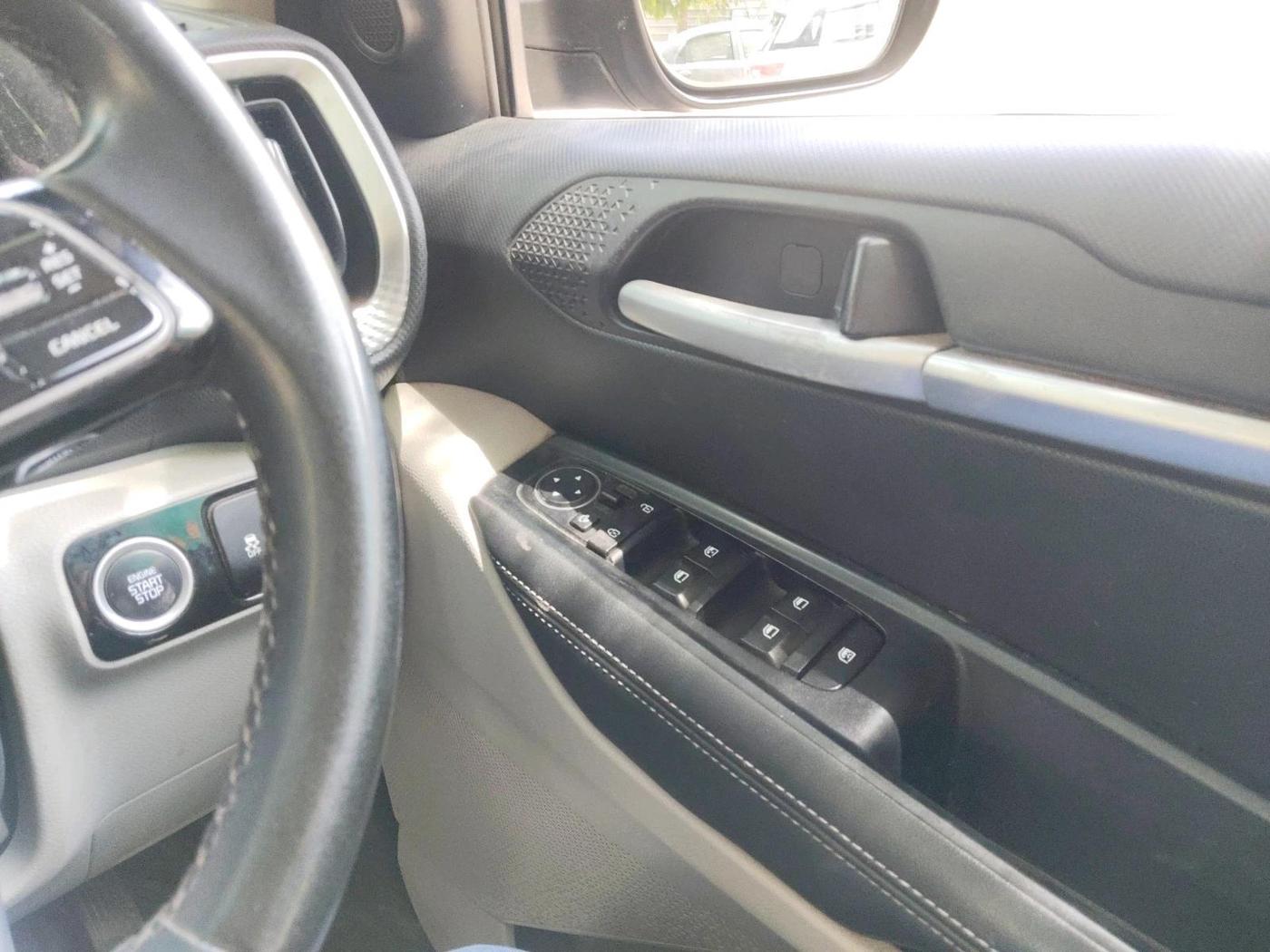 2021 KIA SONET HTX 1.0 IMT, Petrol, Manual, 1,18,486 km, interior
