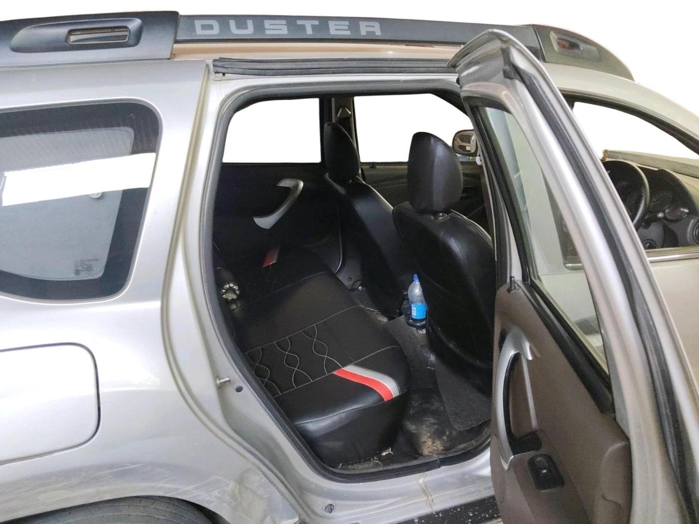 2017 Renault Duster 85 PS RXE DIESEL, Diesel, Manual, 1,31,270 km, interior