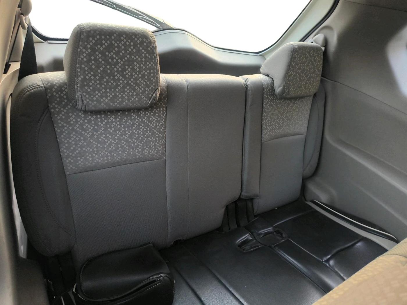 2018 Mahindra MARAZZO M6 8 STR, Diesel, Manual, 1,35,156 km, interior