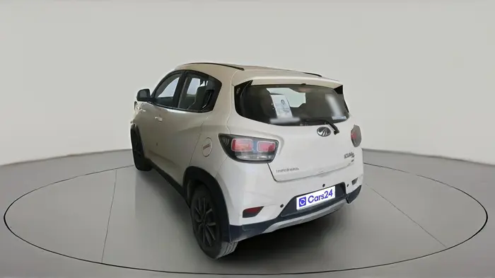 2017 Mahindra KUV 100 NXT K8 D 6 STR, Diesel, Manual, 1,07,596 km, exterior