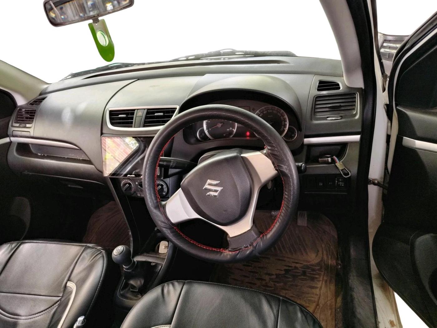 2013 Maruti Swift VDI, Diesel, Manual, 1,85,550 km, interior