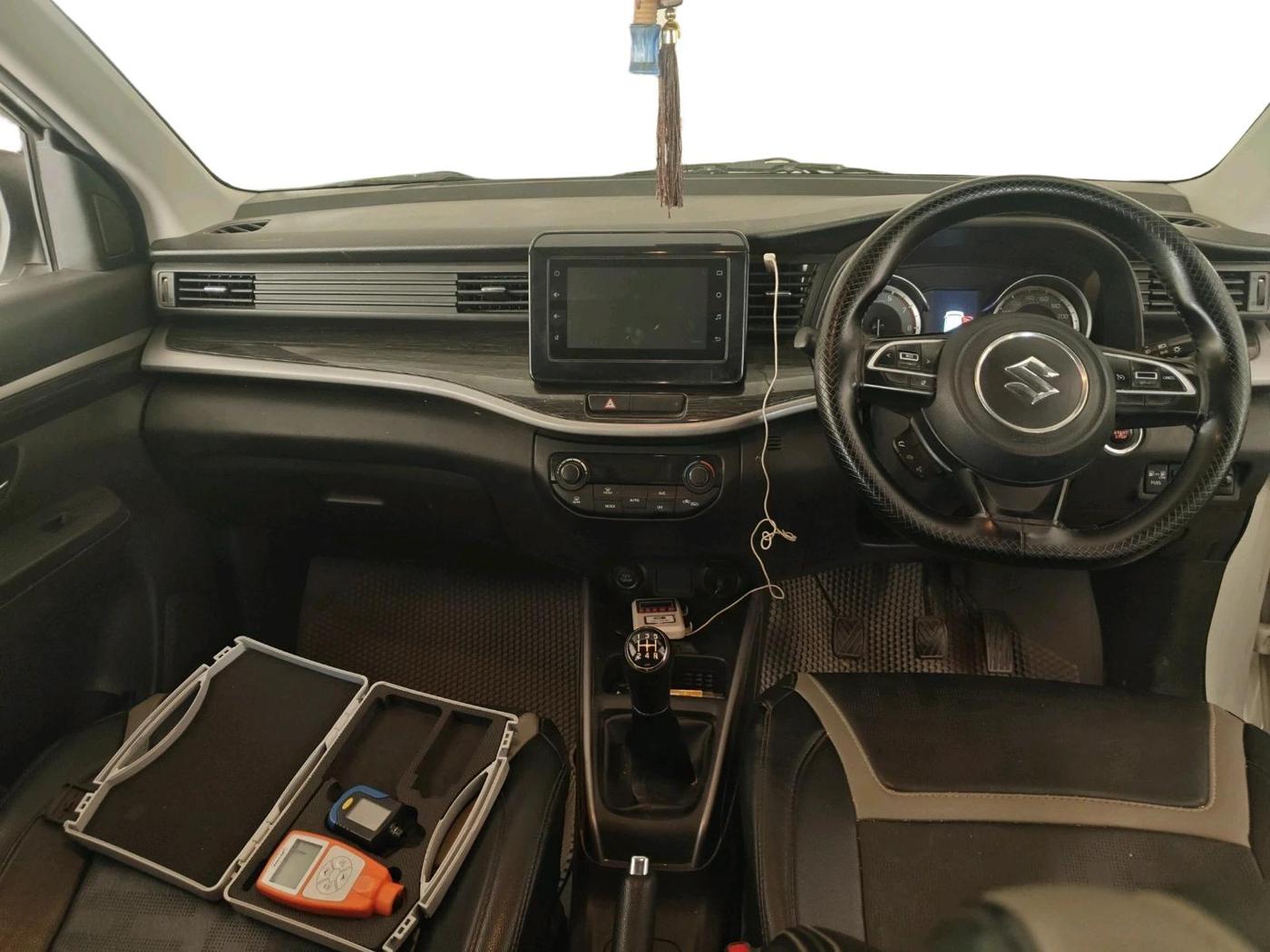 2023 Maruti XL6 ZETA CNG, CNG, Manual, 1,04,960 km, interior