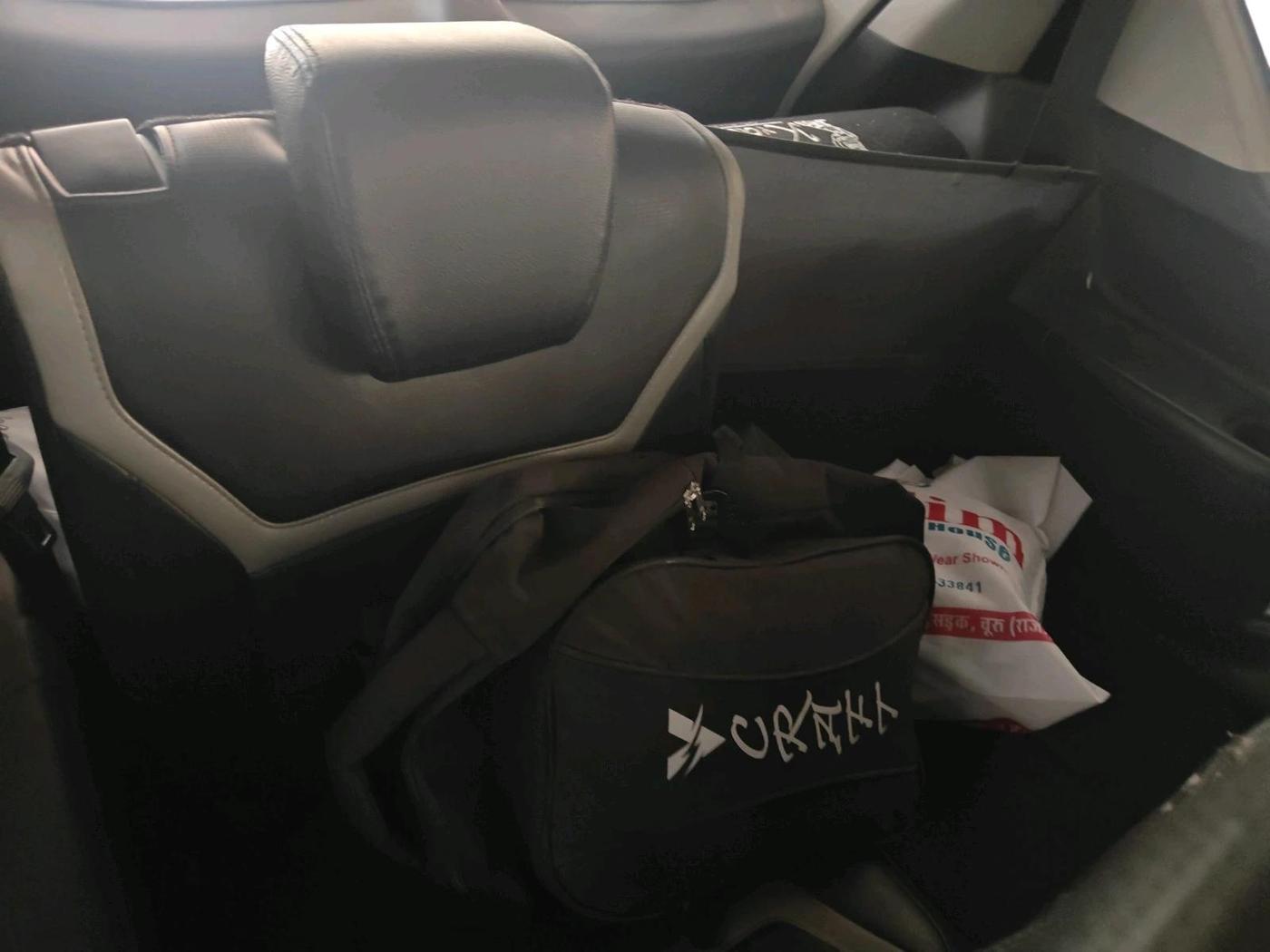 2023 Maruti XL6 ZETA CNG, CNG, Manual, 1,04,960 km, interior