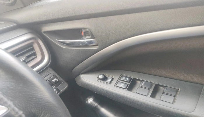 2022 Maruti BREZZA ZXI SMART HYBRID , Petrol, Manual, 59,877 km, interior