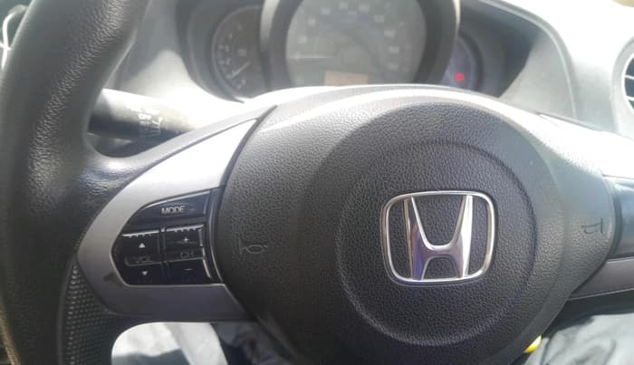 2015 Honda Amaze 1.5L I-DTEC S, Diesel, Manual, 40,197 km, interior