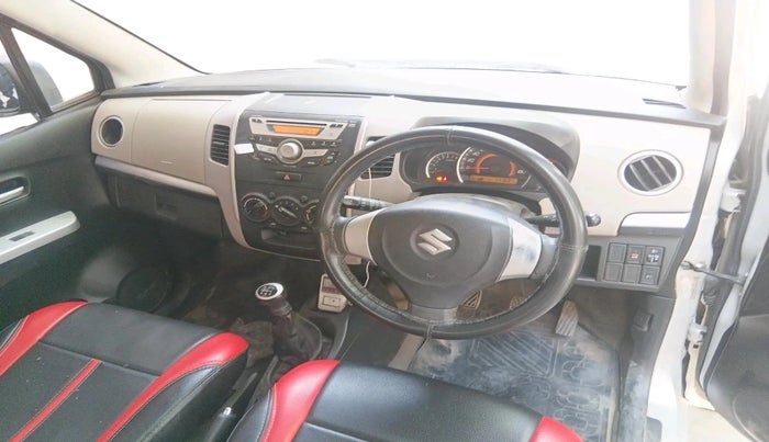 2013 Maruti Wagon R 1.0 VXI, Petrol, Manual, 1,17,697 km, interior