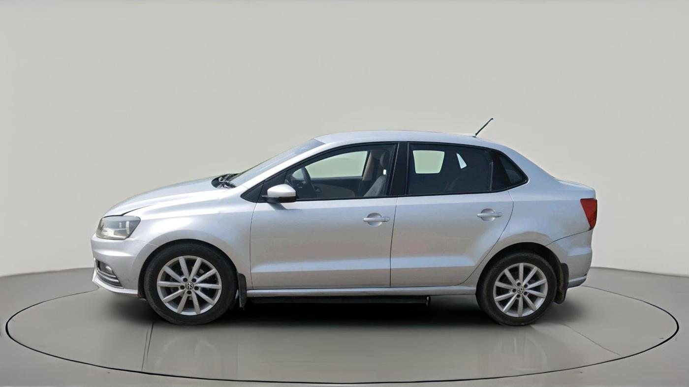 2018 Volkswagen Ameo HIGHLINE PLUS 1.5L 16 ALLOY, Diesel, Manual, 1,62,184 km, exterior