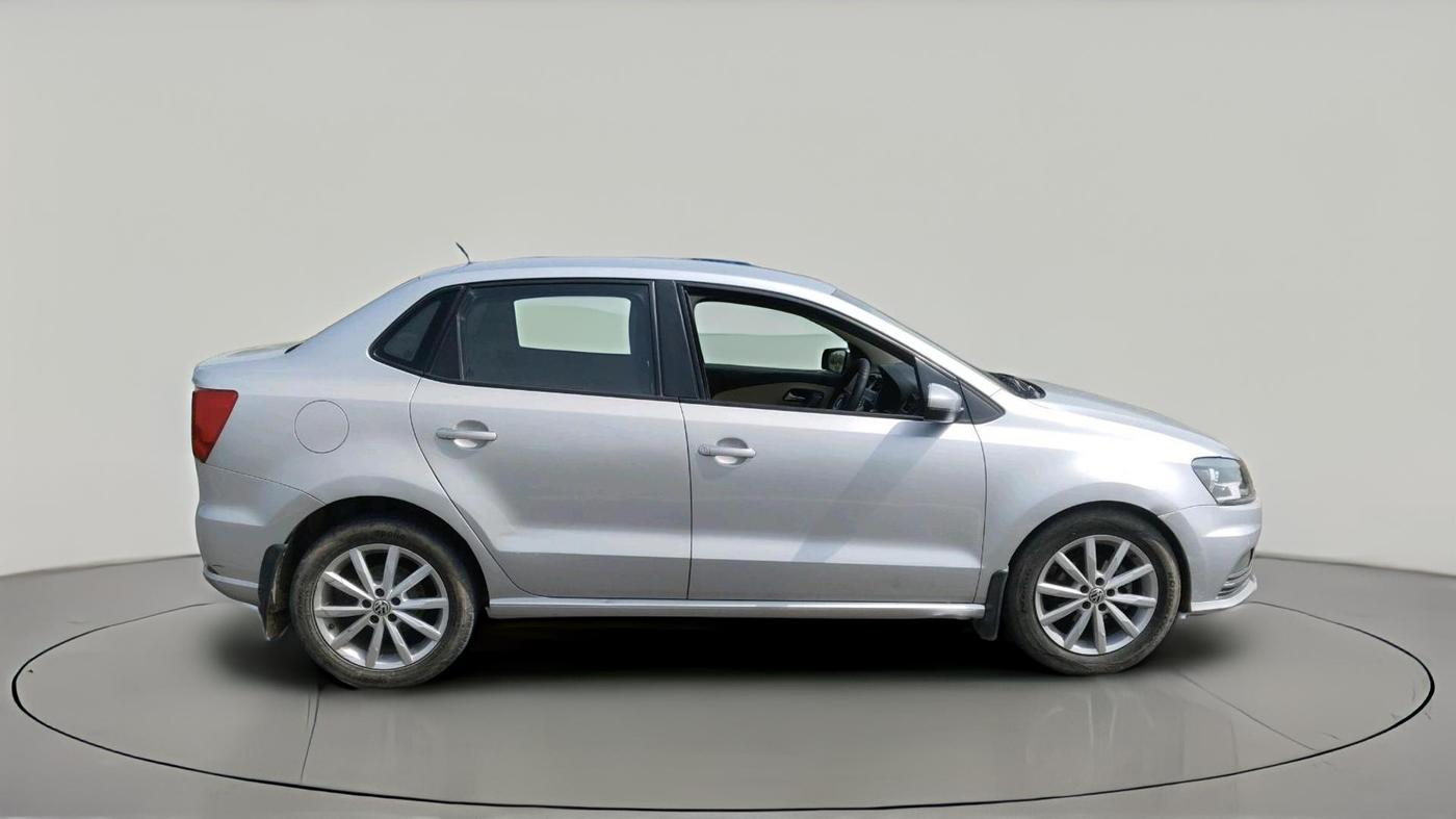 2018 Volkswagen Ameo HIGHLINE PLUS 1.5L 16 ALLOY, Diesel, Manual, 1,62,184 km, exterior