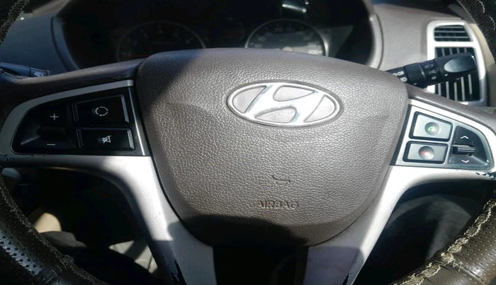 2011 Hyundai i20 ASTA 1.2, Petrol, Manual, 1,84,536 km, interior