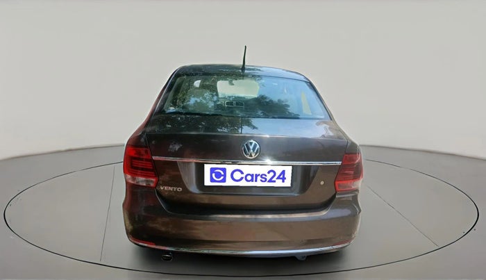 2015 Volkswagen Vento HIGHLINE 1.6 MPI, Petrol, Manual, 52,721 km, exterior