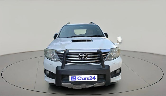 2014 Toyota Fortuner 3.0 4X2 AT, Diesel, Automatic, 2,66,086 km, exterior