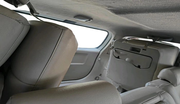 2014 Toyota Fortuner 3.0 4X2 AT, Diesel, Automatic, 2,66,086 km, interior