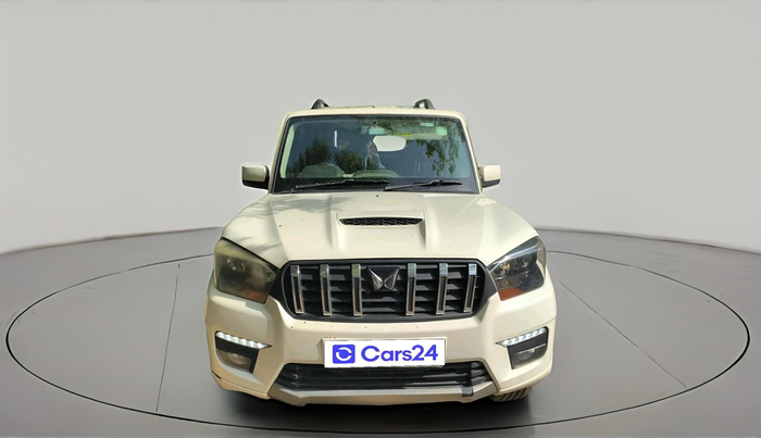 2015 Mahindra Scorpio S6 PLUS, Diesel, Manual, 93,272 km, exterior