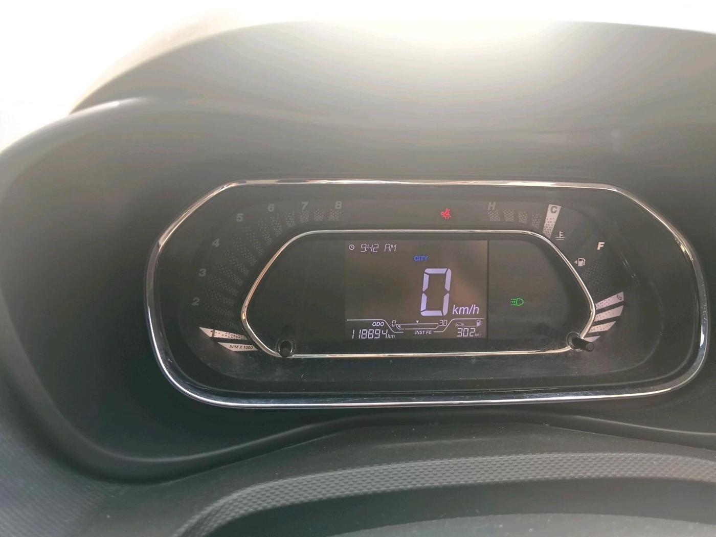 2022 Tata NEXON XZ PLUS DIESEL, Diesel, Manual, 1,21,000 km, interior