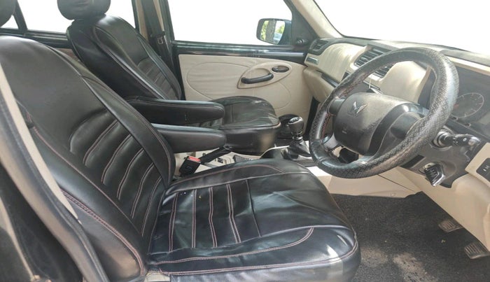 2023 Mahindra SCORPIO CLASSIC S 7STR, Diesel, Manual, 66,763 km, interior