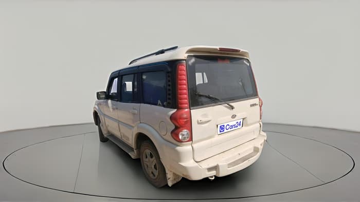 2012 Mahindra Scorpio SLE, Diesel, Manual, 1,49,951 km, exterior