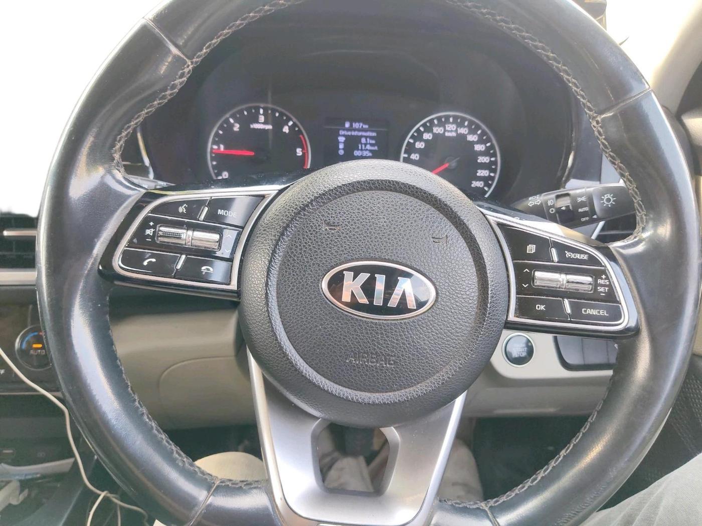 2019 KIA SELTOS HTX 1.5 DIESEL, Diesel, Manual, 1,14,060 km, interior