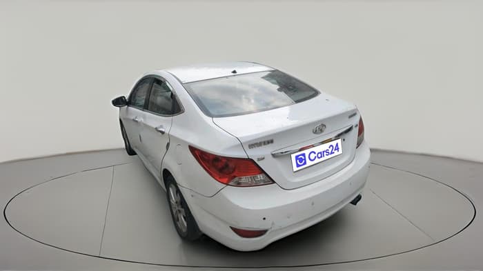 2013 Hyundai Verna FLUIDIC 1.6 CRDI SX, Diesel, Manual, 1,27,477 km, exterior