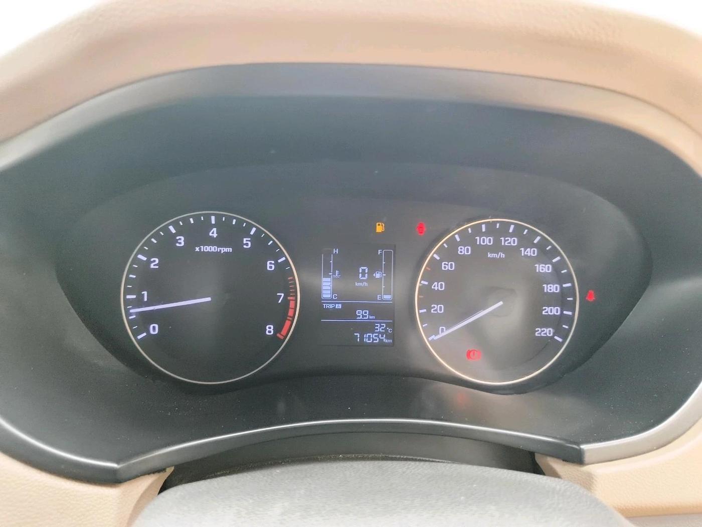 2017 Hyundai Elite i20 MAGNA 1.2, Petrol, Manual, 71,054 km, interior