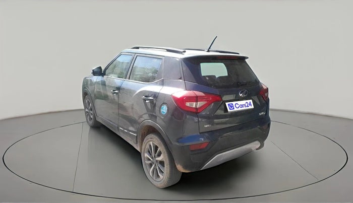 2022 Mahindra XUV300 W8 (O) 1.2 PETROL, Petrol, Manual, 1,16,890 km, exterior