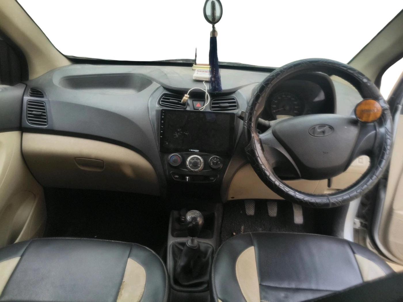 2014 Hyundai Eon ERA +, Petrol, Manual, 63,480 km, interior