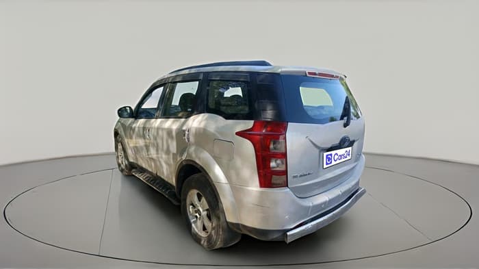 2013 Mahindra XUV500 W8, Diesel, Manual, 1,09,100 km, exterior