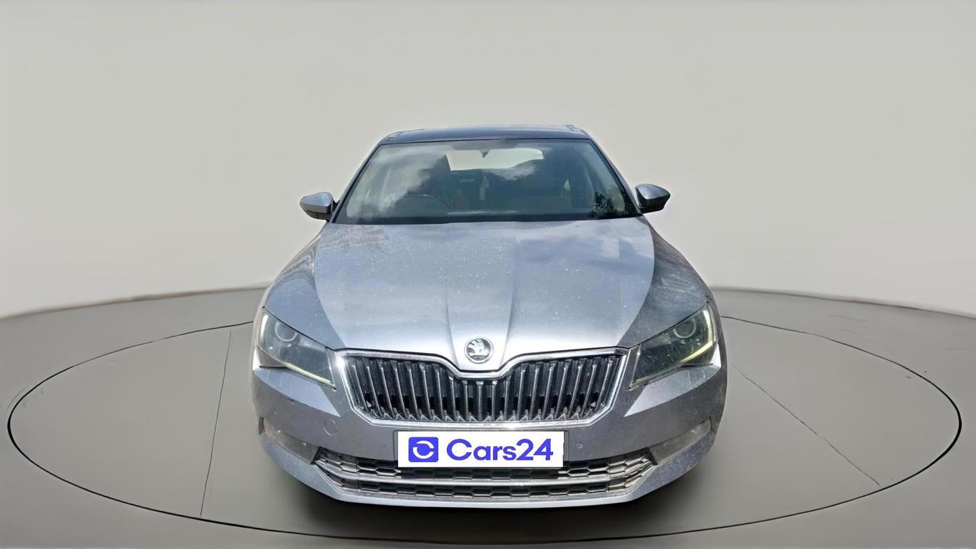 2017 Skoda Superb L&K 1.8 TSI AT, Petrol, Automatic, 88,544 km, exterior