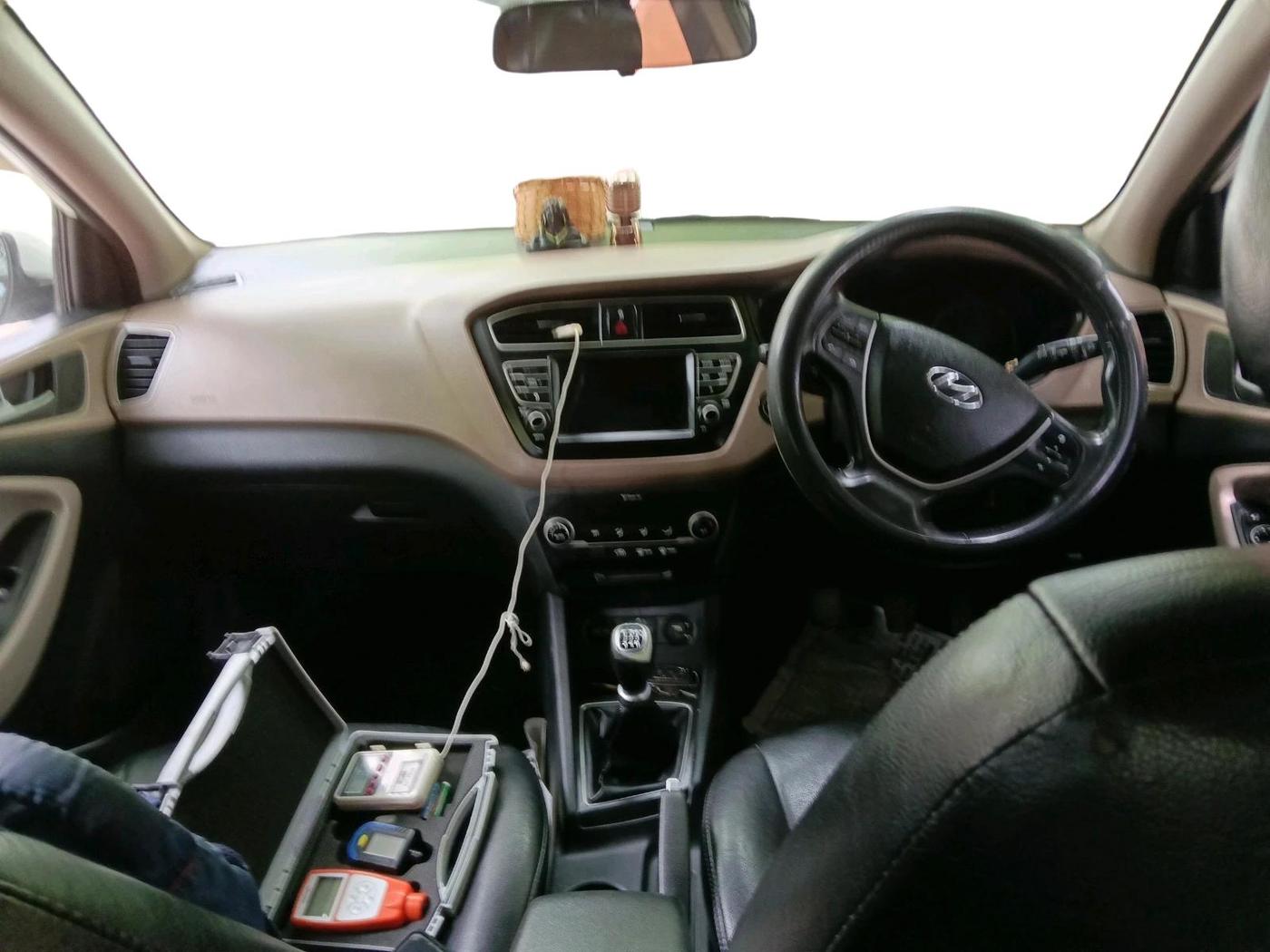 2018 Hyundai Elite i20 ASTA 1.2 (O), Petrol, Manual, 67,979 km, interior