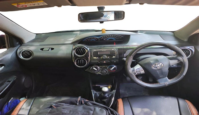 2014 Toyota Etios CROSS 1.4 VD, Diesel, Manual, 1,47,026 km, interior