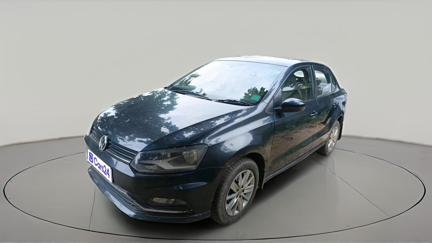 2016 Volkswagen Ameo HIGHLINE1.5L, Diesel, Manual, 1,25,059 km, exterior