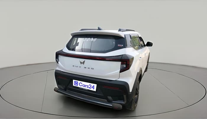2025 Mahindra XUV 3XO MX1 1.2 L TCMPFi, Petrol, Manual, 8,344 km, exterior