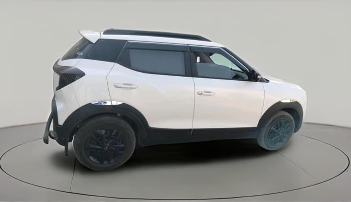 2025 Mahindra XUV 3XO MX1 1.2 L TCMPFi, Petrol, Manual, 8,344 km, exterior