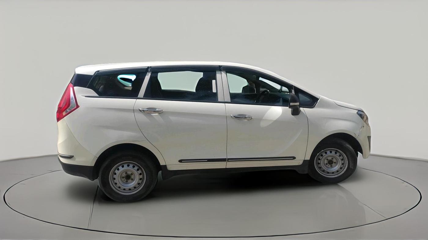2020 Mahindra MARAZZO M2 8 STR, Diesel, Manual, 78,931 km, exterior