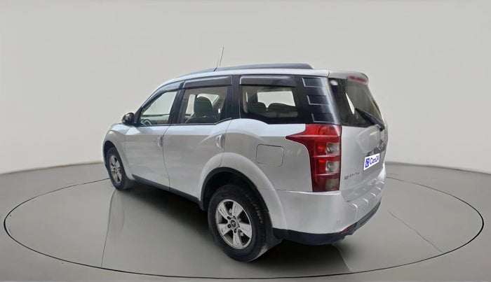 2013 Mahindra XUV500 W8, Diesel, Manual, 3,28,219 km, exterior