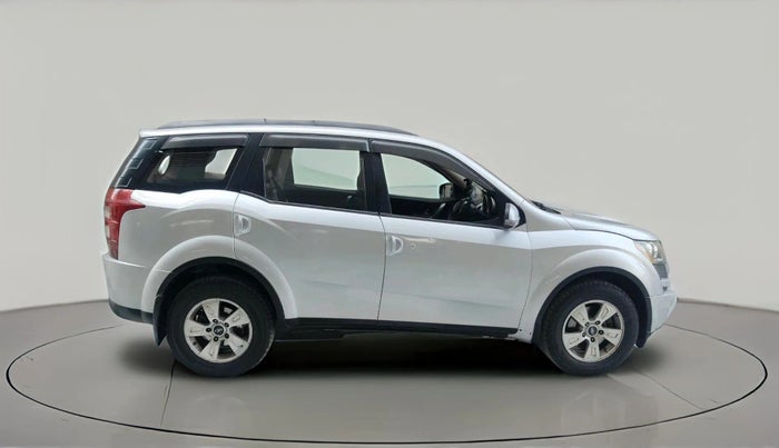 2013 Mahindra XUV500 W8, Diesel, Manual, 3,28,219 km, exterior