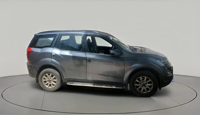 2016 Mahindra XUV500 W10, Diesel, Manual, 1,70,001 km, exterior