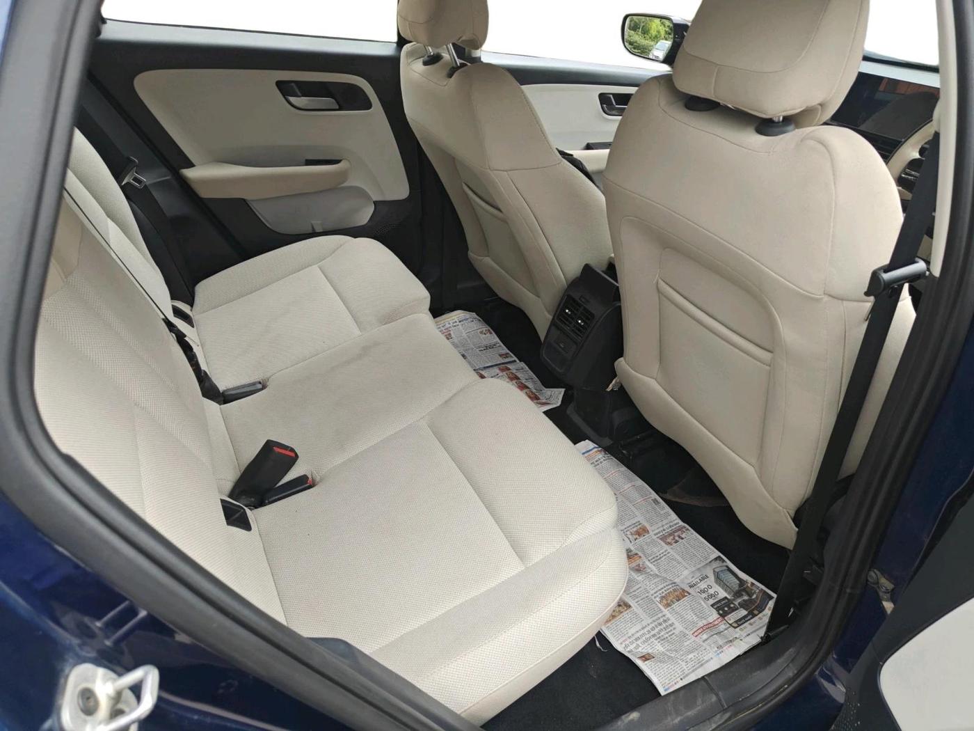 2025 Tata ALTROZ Accomplished S Petrol 5 MT, Petrol, Manual, 3,235 km, interior