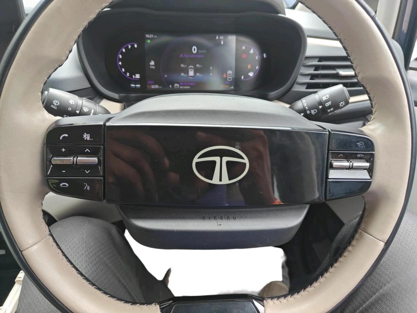 2025 Tata ALTROZ Accomplished S Petrol 5 MT, Petrol, Manual, 3,235 km, interior
