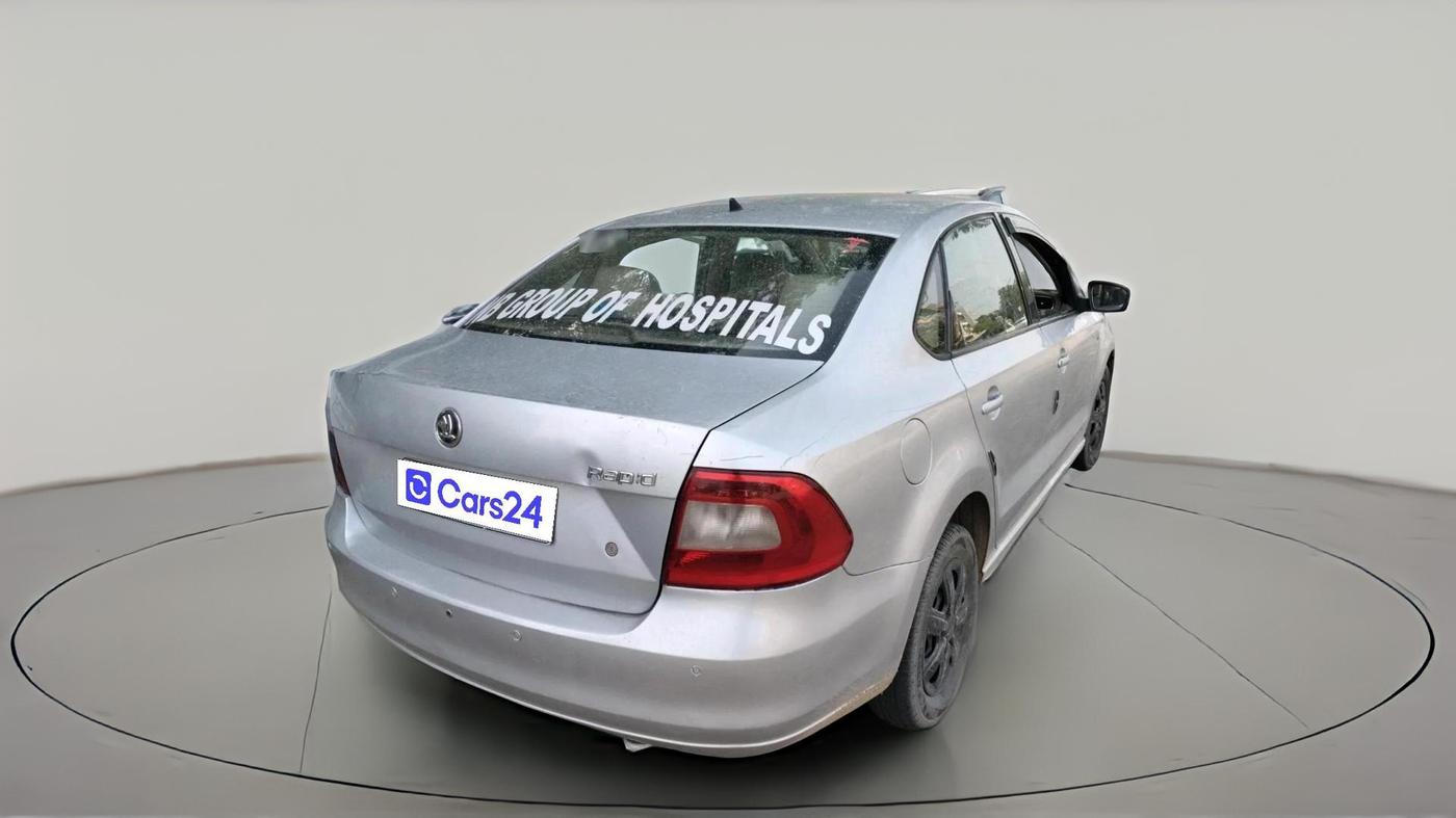 2014 Skoda Rapid AMBITION 1.5 TDI, Diesel, Manual, 1,45,564 km, exterior