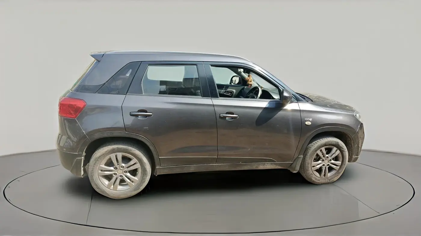 2016 Maruti Vitara Brezza ZDI, Diesel, Manual, 1,46,314 km, exterior