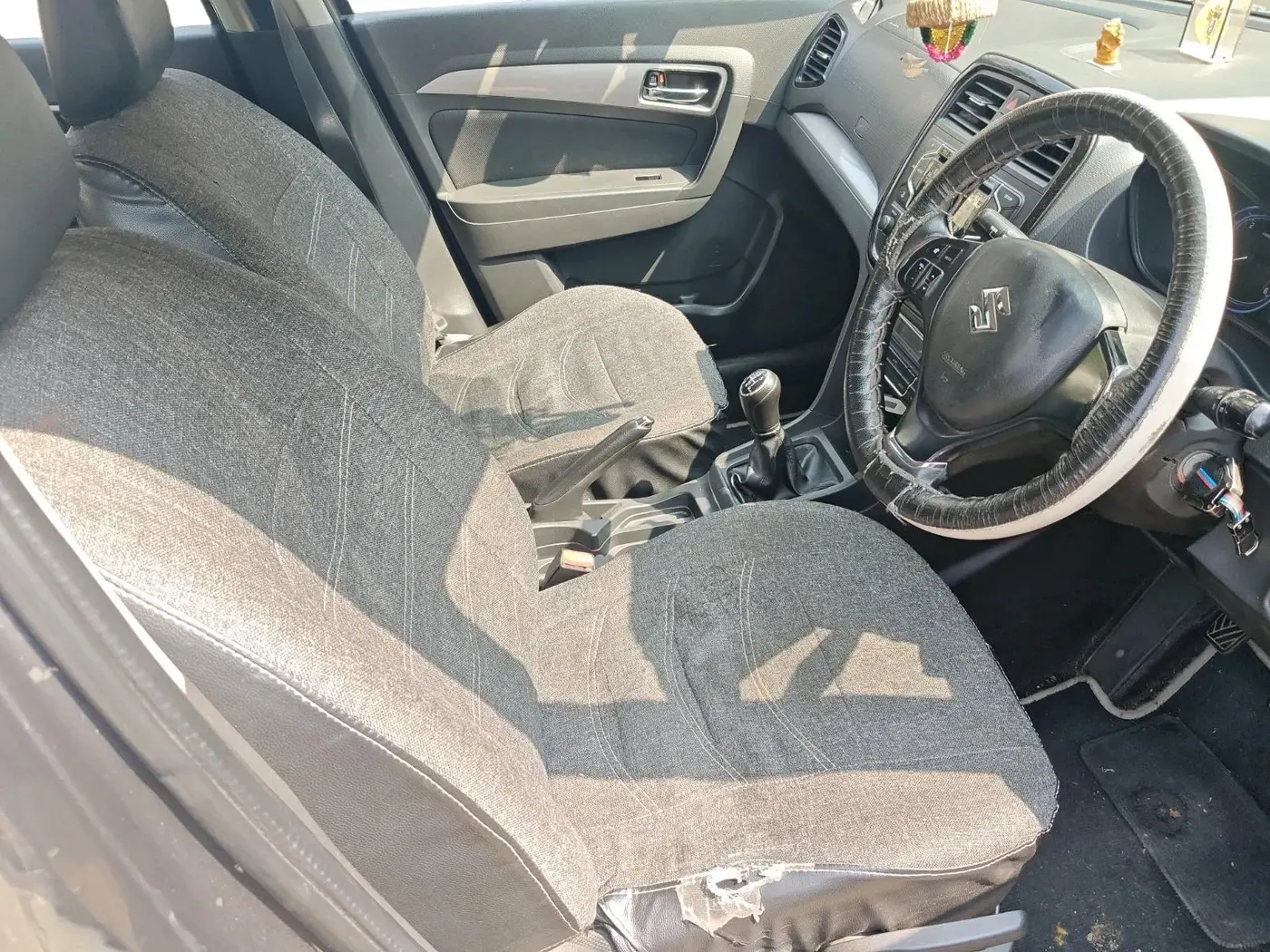 2016 Maruti Vitara Brezza ZDI, Diesel, Manual, 1,46,314 km, interior