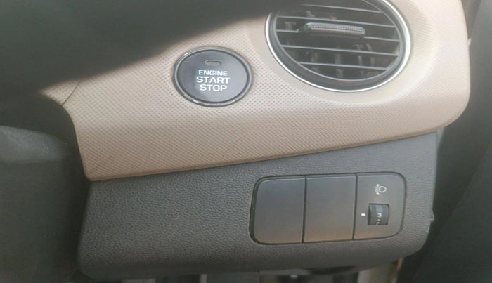 2018 Hyundai Grand i10 ASTA 1.2 KAPPA VTVT, Petrol, Manual, 95,526 km, interior